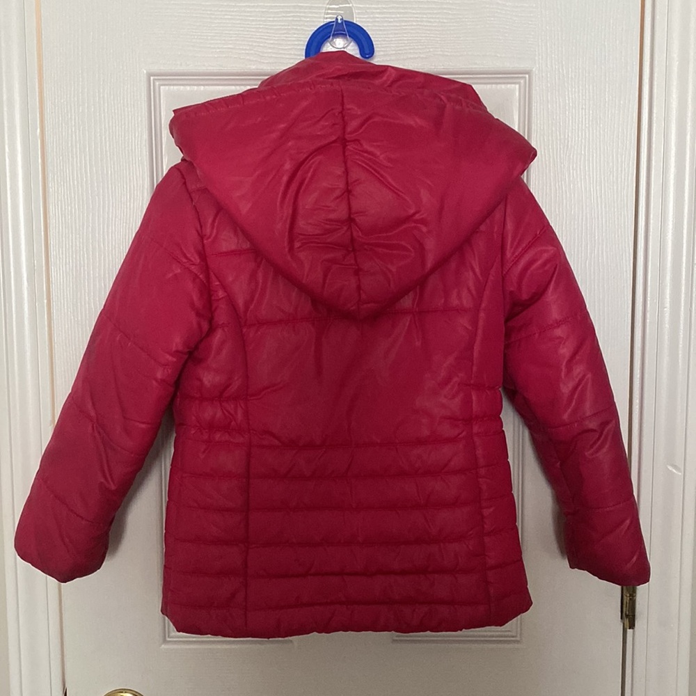Perfect Tommy Hilfiger pink puffer for your toddler - Picture 3 of 3
